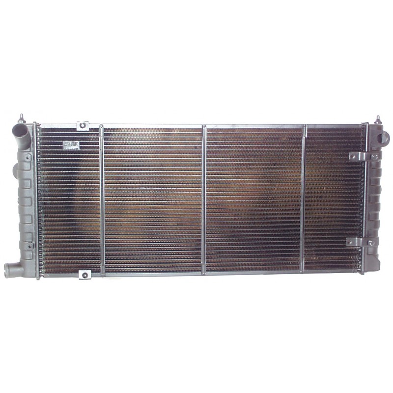 Radiateur d'eau 673x318mm pour Golf 3 (véhicule climatisé)
